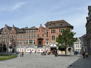 Huis gemengd gebruik te koop Doornik (RBU72631)