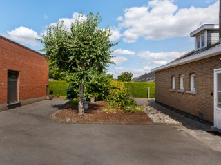 Commercial building for sale Anzegem (RBU76151)