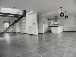 Surface commerciale à vendre Appels (RWC38039)