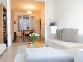 Gelijkvloers te koop Laken (RWC40495)