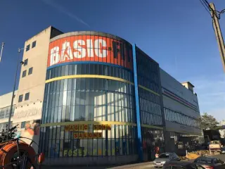 Commercial building for rent Charleroi (VAJ01672)