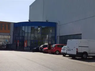 Commercial building for rent Charleroi (VAJ47537)