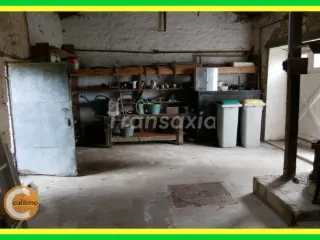 Commercial building for rent Pont-l'Abbé-d'Arnoult (VAJ71607)