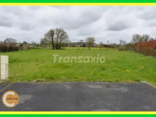 Land for sale Château-la-Vallière (VAM05951)