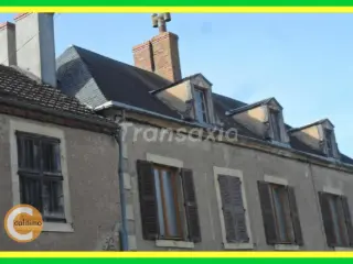 Residence for sale Ainay-le-Château (VAM13787)