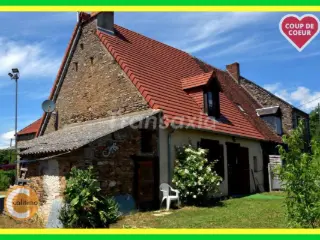 Residence for sale Boussac (VAW38392)