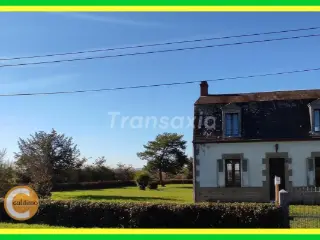 Residence for sale Bourbon-l'Archambault (VAW68250)