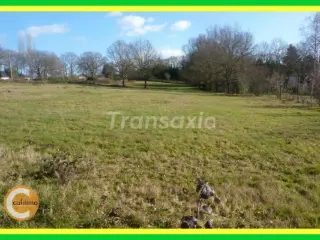 Development site for sale Vallon-en-Sully (VAX34824)