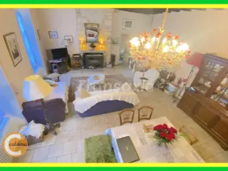 Residence for sale Bourges (VAX61083)