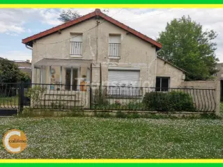 Residence for sale Nérondes (VAX76365)