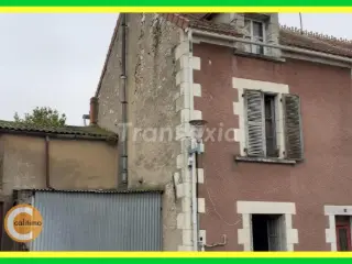 Residence for sale Lignac (VAY40885)