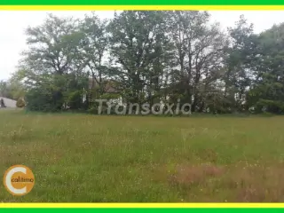 Development site for sale La Guerche-sur-l'Aubois (VAY55304)