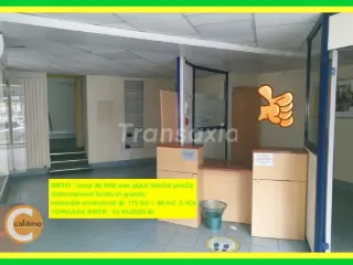 Commercial building for sale Imphy (VAY79218)