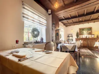 Handelspand te koop Hoei (VAY81364)