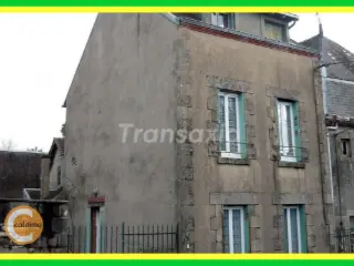 Residence for sale Dun-le-Palestel (VAY90173)