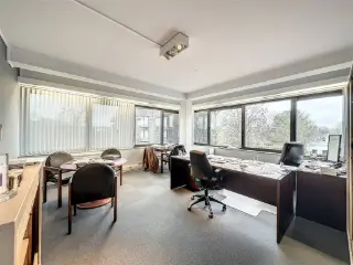 Bureaux à louer Uccle (VAZ12835)