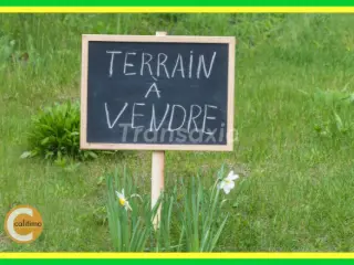 Terrain à bâtir à vendre Saint-Valérien (VAZ36706)