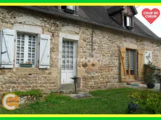 Farming site for sale Bourbon-l'Archambault (VAZ47729)