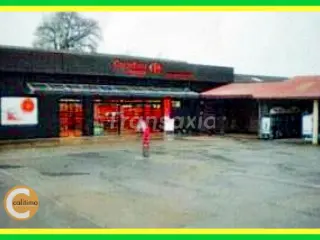 Commercial building for sale Saint-Sulpice-les-Feuilles (VAZ67587)