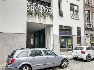 Handelspand te koop Luik (VAZ81702)