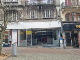 Handelspand te huur Charleroi (VAZ85654)