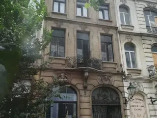 Opbrengsteigendom te koop Sint-Gillis (VBA05831)