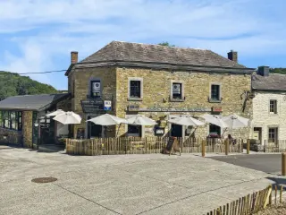 Mixed building for sale Crupet (VBA30057)