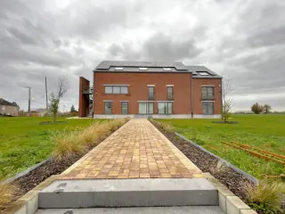 Bureaux à louer Barchon (VBA48066)