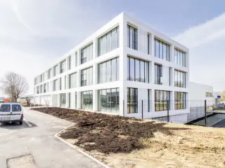 Bureaux à louer Nivelles (VBA95280)