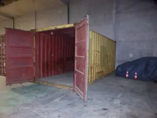 Surface industrielle à louer Auvelais (VBB01433)