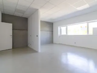 Surface industrielle à louer Nivelles (VBB23535)