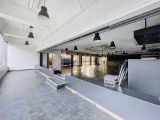 Handelspand te huur Sint-Jans-Molenbeek (VBB43441)