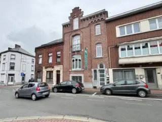 Commercial building for rent Châtelet (VBB68622)