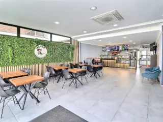 Surface commerciale à vendre Gilly (VBB69636)