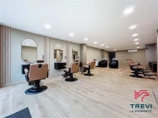 Handelspand te huur Marchienne-au-Pont (VBB75078)