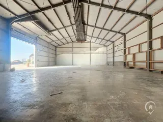 Handelspand te huur Ciney (VBB82310)