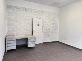 Bureaux à louer Fleurus (VBB91554)