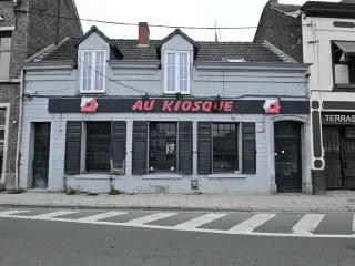 Handelspand te koop Boussu (VBC04501)