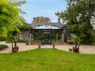 Commercial building for sale Mouscron (VBC08601)