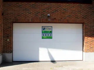 Parking te huur Sint-Joost-ten-Node (VBC10116)