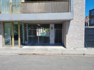 Parking à louer Neder-Over-Heembeek (VBC12219)