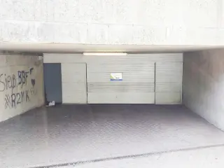 Parking for rent Sint-Jans-Molenbeek (VBC12369)