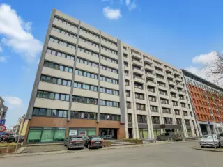 Bureaux à louer Dave (VBC12649)