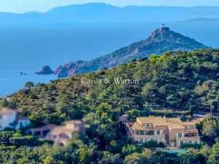 Maison à vendre Saint-Raphaël (VBC17430)