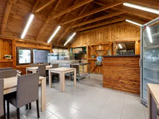 Surface commerciale à vendre Monceau-sur-Sambre (VBC19735)