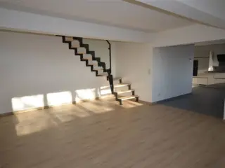 Maison à louer Frasnes (VBC40466)