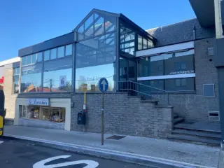 Surface commerciale à louer Embourg (VBC48090)