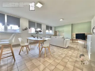 Opbrengsteigendom te koop Gilly (VBC49977)