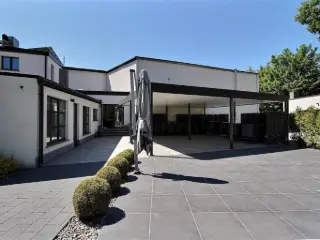 Surface commerciale à vendre Montigny-le-Tilleul (VBC56255)