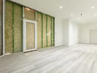 Handelspand te huur Marchienne-au-Pont (VBC71429)